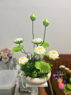 ดอกบัวประดิษฐ์ (แจกัน+อ่าง)