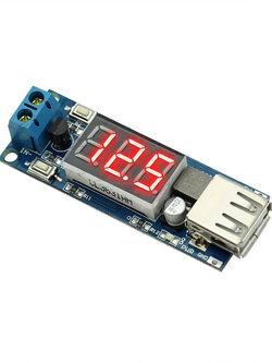 USB STEP DOWN DC 4.5 ~ 40V โมดูลลดแรงดันไฟฟ้า 5V ชาร์จ 5A ของโมดูลลดแรงดัน แสดงตัวเลข ด้านออกเป็น USB