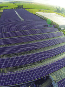 โรงเรือน Greenhouse Solar Roof บนหลังคา