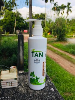 แชมพูสมุนไพรตาน 240 มล