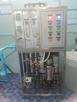 เครื่องกรองROอุตสหกรรม. 18,000 ลิตร / วัน