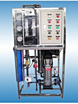 เครื่องกรองน้ำอุตสหกรรม( RO)กำลังการผลิต 3,000 ลิตร / วัน (24ชม.)